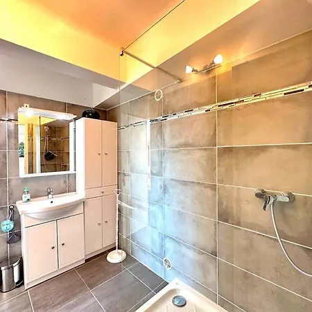 Viva Riviera Large 1 Bedroom With Sunny Terrace * Cannes