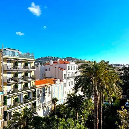 Viva Riviera Large 1 Bedroom With Sunny Terrace Apartment *